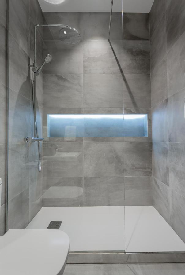 Luxury Silver Just Steps From Gran Vía By Batuecas * Madrid