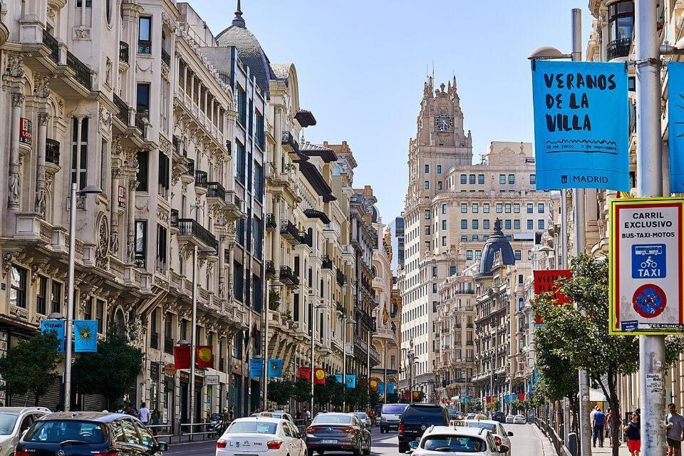 Guest house Lux Penthouse Gran Via *