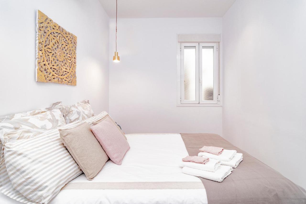 Esplendido Y Radiante Apto En Malasana By Batuecas Apartment Madrid
