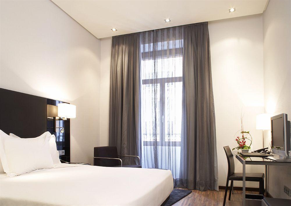 Hotel Ac Recoletos By Marriott 4*