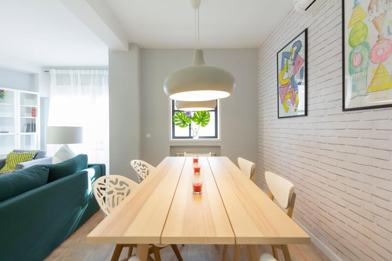 Dobohomes - Ona * Madrid