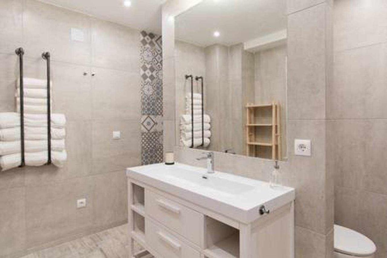 New Gran Estudio A Estrenar Centro De Apartamento Madri