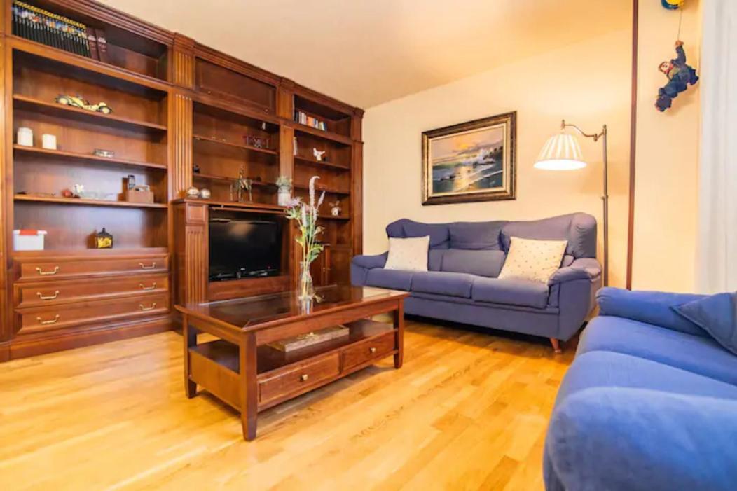 Apartment Residencial En Alquiler De Corta No Turistico *