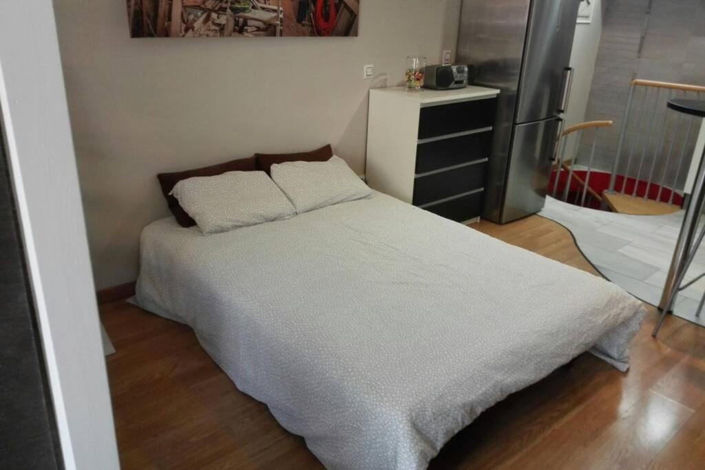 Apartment Loft Lα αղեiցմα Cαrթiղեҽríα ժҽ ѵҽղեαs Wifi & Metro Madrid