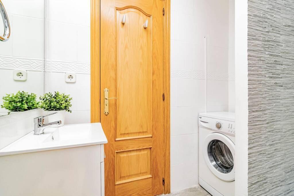 Apartamento Encantador En Chueca Junto A Gran Vía, Infantas 1-1 By Batuecas Madri