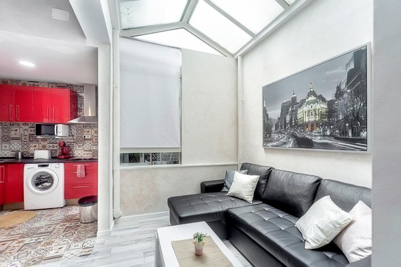 Apartment En Las Nubes De Atico En Calle Fuencarral Fnc22a1