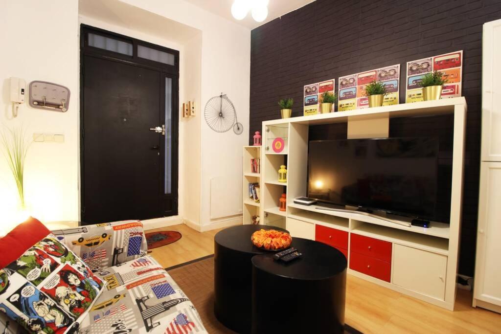 Apartamento Centrico Estilo Pop-art By Batuecas