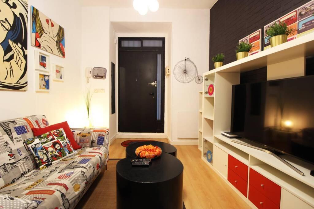 Apartamento Centrico Estilo Pop-art By Batuecas *