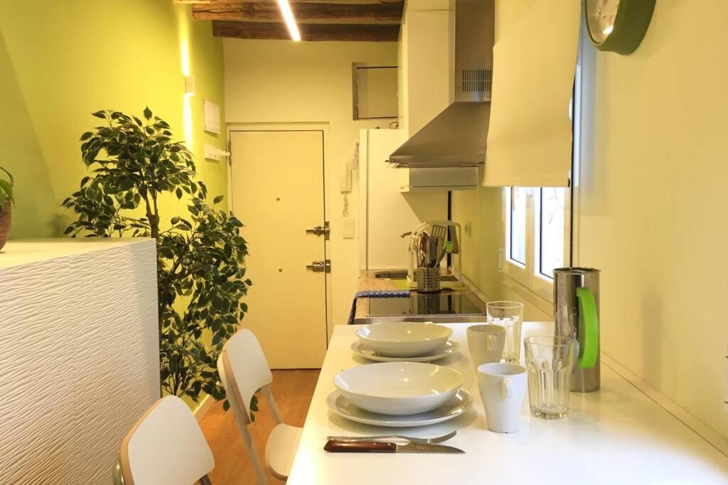 Lejlighed Plaza Mayor-acogedor Apartamento En Edificio Historico Del Centro-wifi Madrid