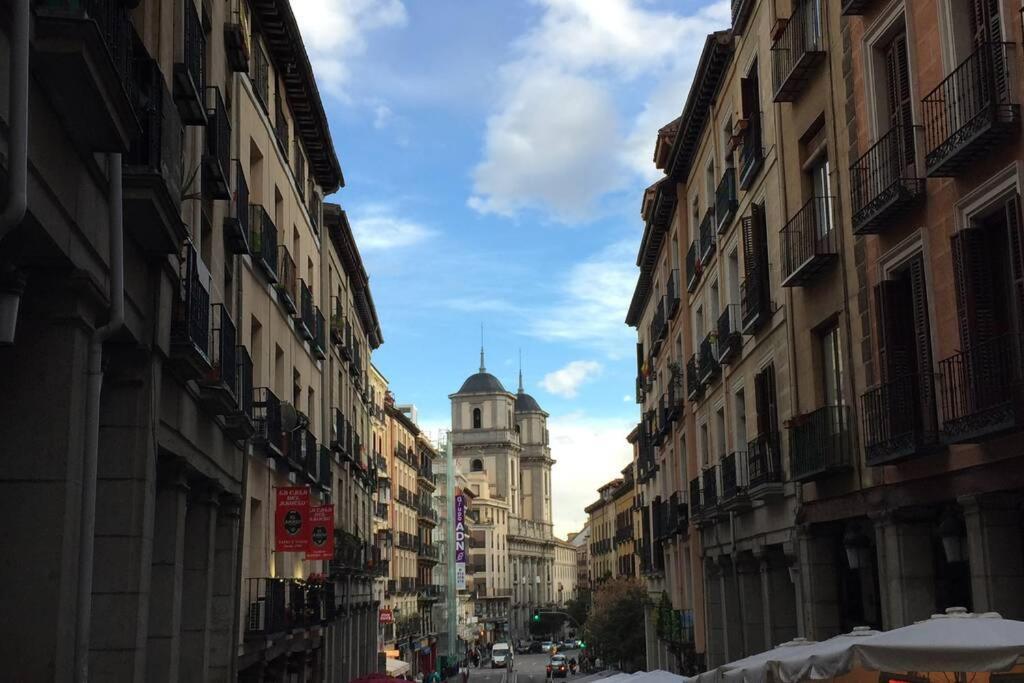 Plaza Mayor-acogedor Apartamento En Edificio Historico Del Centro-wifi Lejlighed *