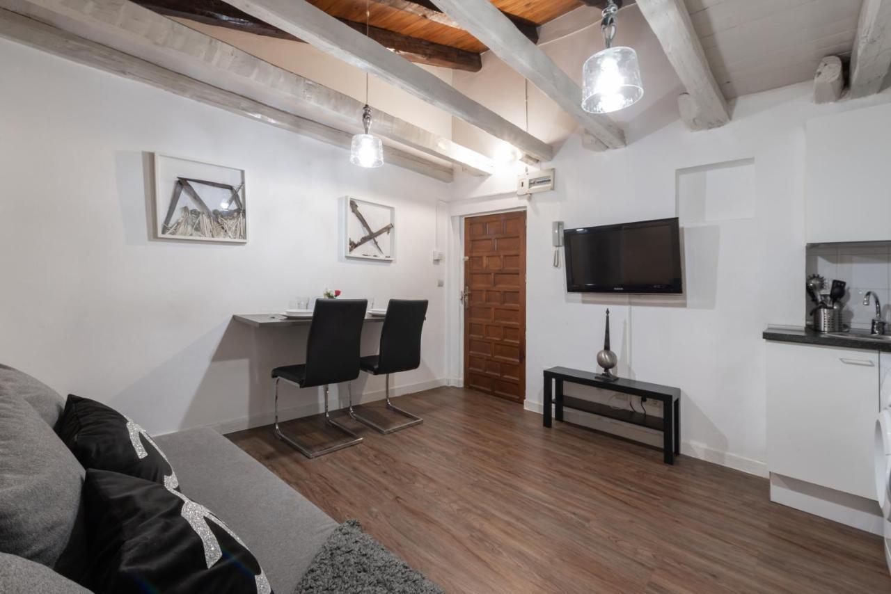 Apartment Apartamentos Day Madrid Gran Via Centro Sol Malasana Navi Mumbai