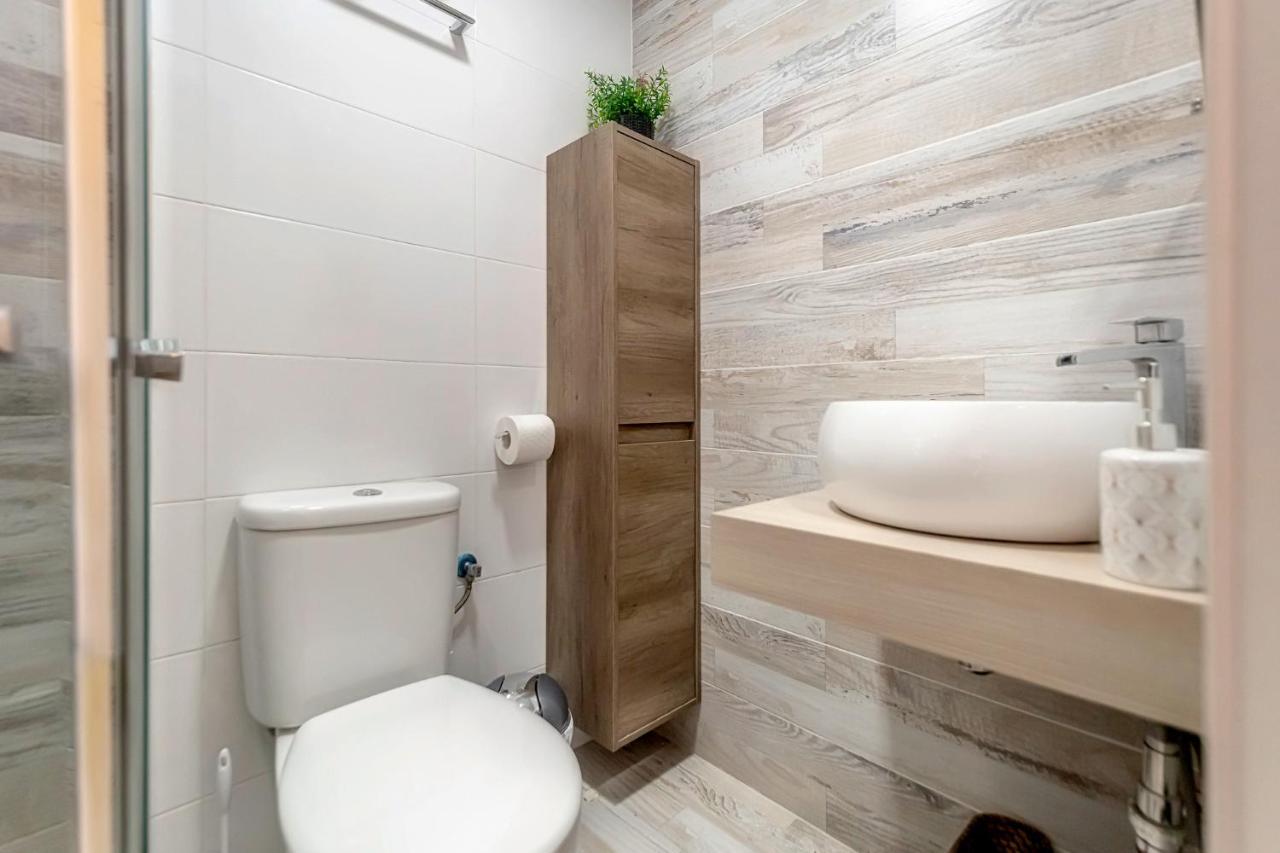 Apartment En Las Nubes De Atico En Calle Fuencarral Fnc22a1
