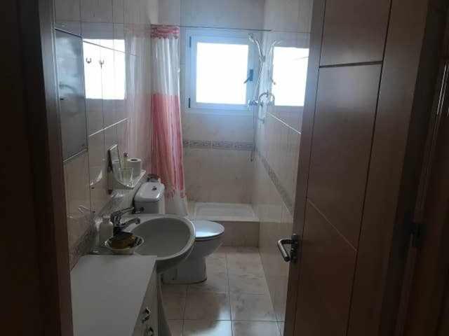Residencia 12 Octubre Acomodação com café da manhã  Madri
