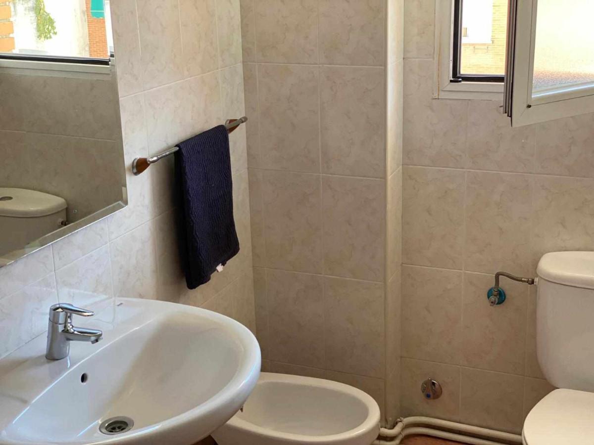 Acomodação com café da manhã  Residencia 12 Octubre