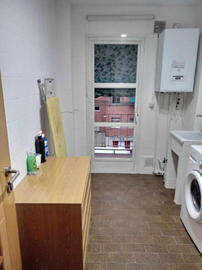 Acomodação com café da manhã  Residencia 12 Octubre *