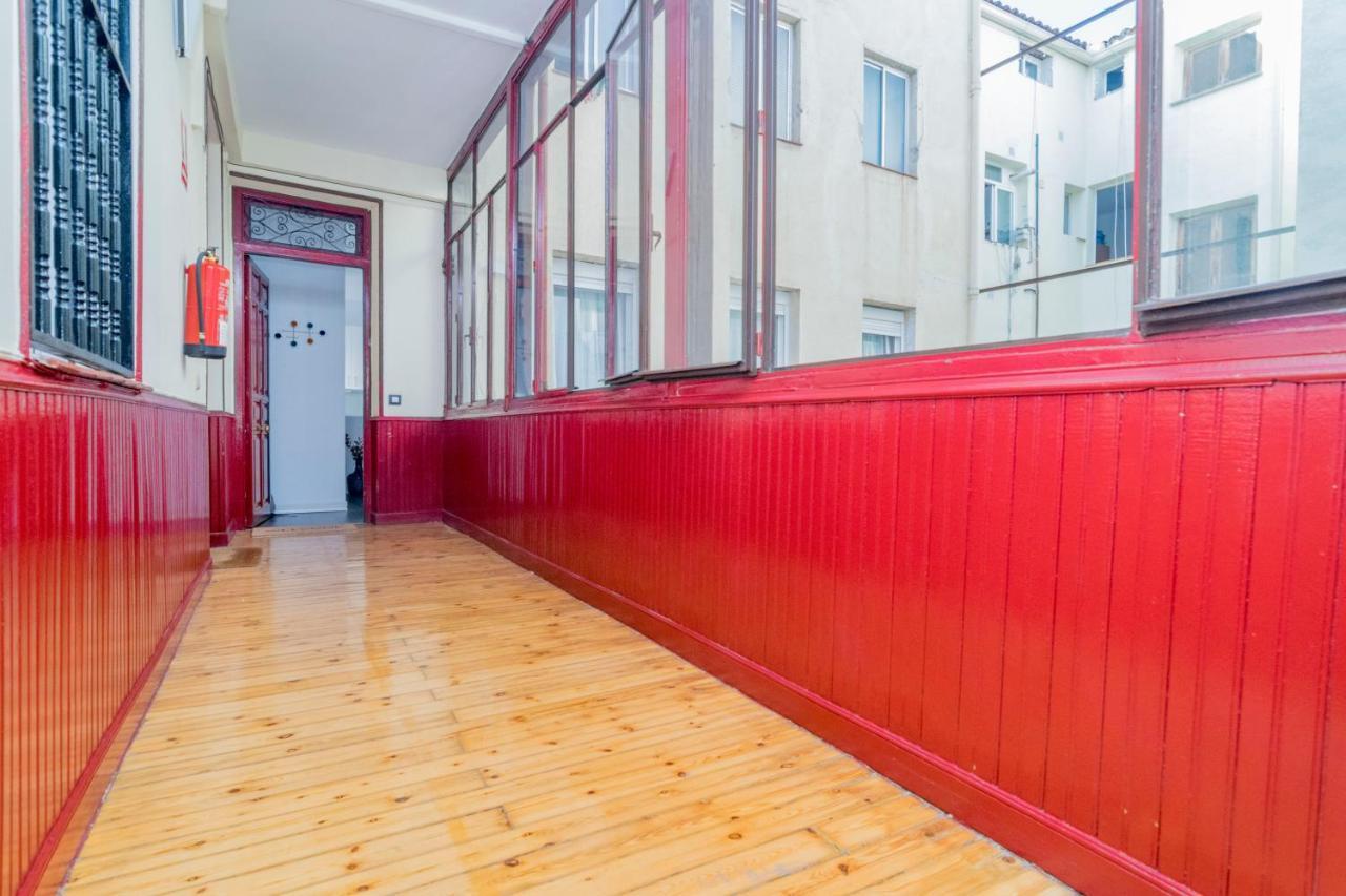 Stylish In The Center Of Apartment
