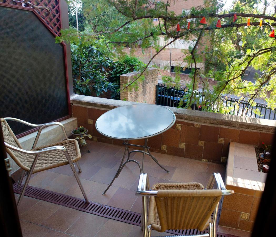 Comfortable And Accessible In 35 M² Shared Pool Madrid