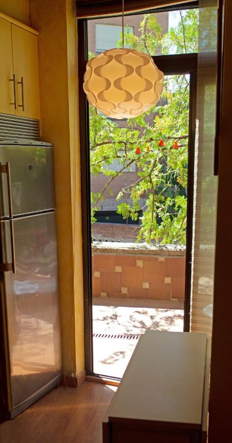 Comfortable And Accessible In 35 M² Shared Pool Apartment Madrid