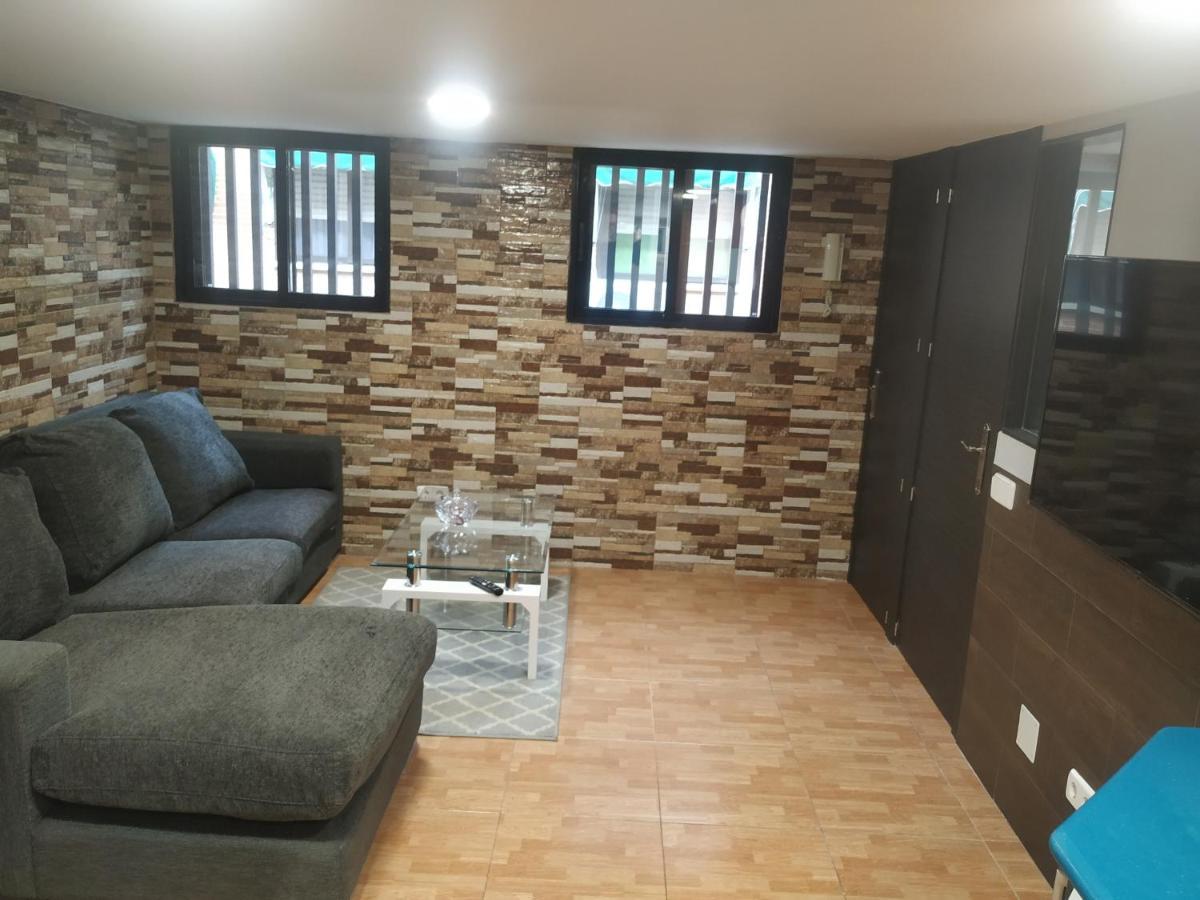 Apartment Deluxe Barajas