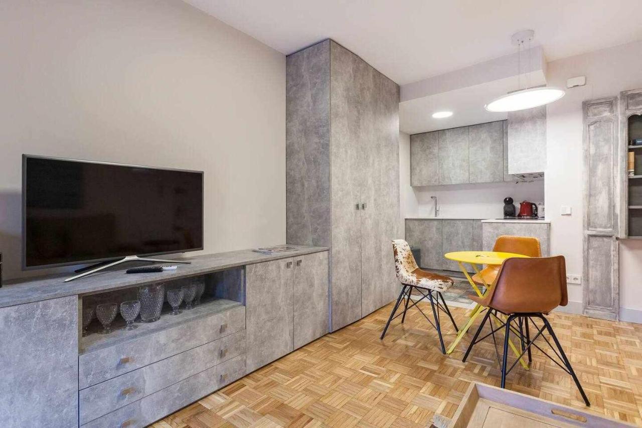 Apartamento Lujo Castellana Chamartin * Madrid