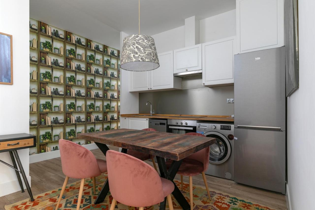 Homeabout Premium Malasana Apartment Madrid