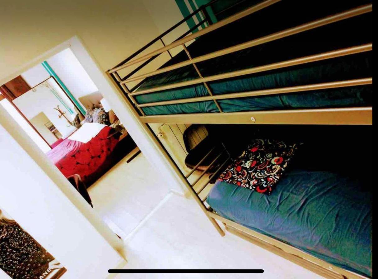 Parsa H Homestay