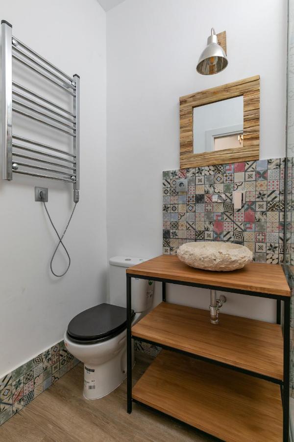 Homeabout Premium Malasana Apartment