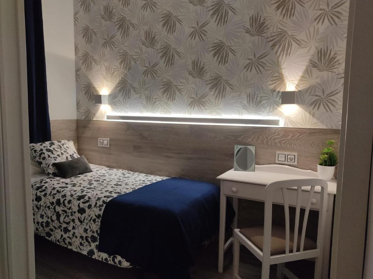 Alfaro Guest house 2*