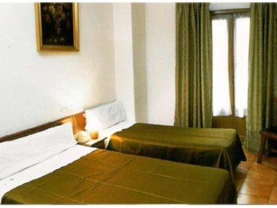Hotel Nuria 2*