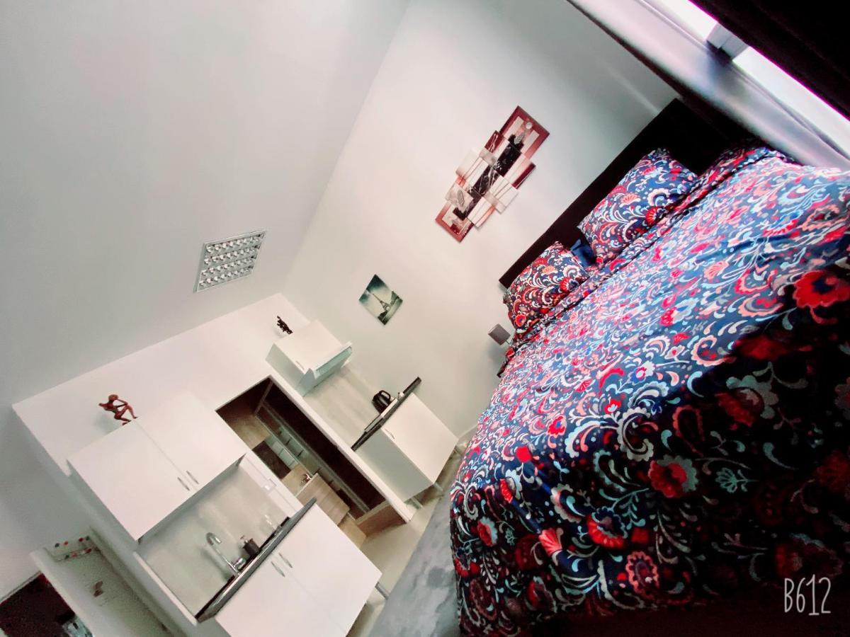 Parsa House *