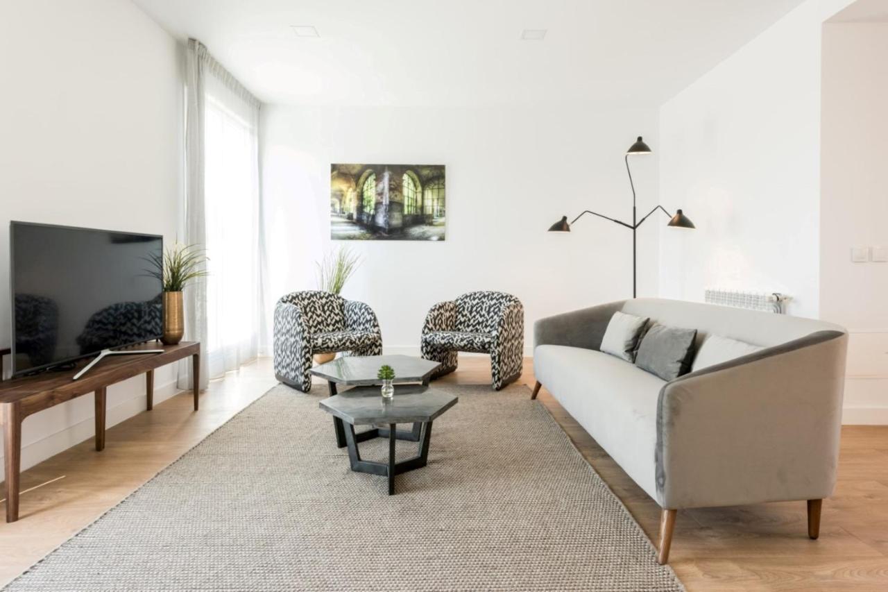 Plaza De Espana Skyline Apartment *