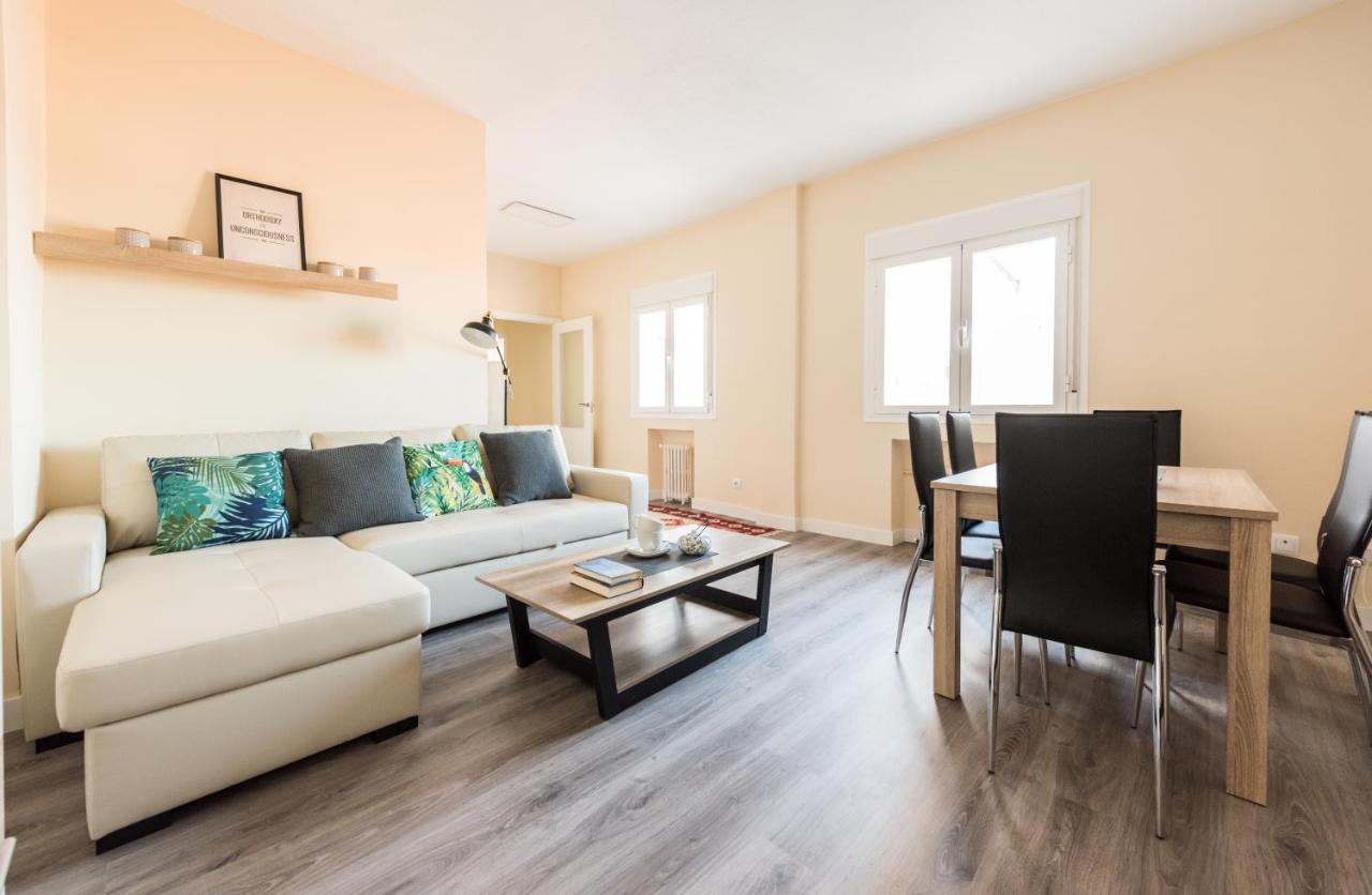Apartamento Sabatini - Palacio Real Apartment *