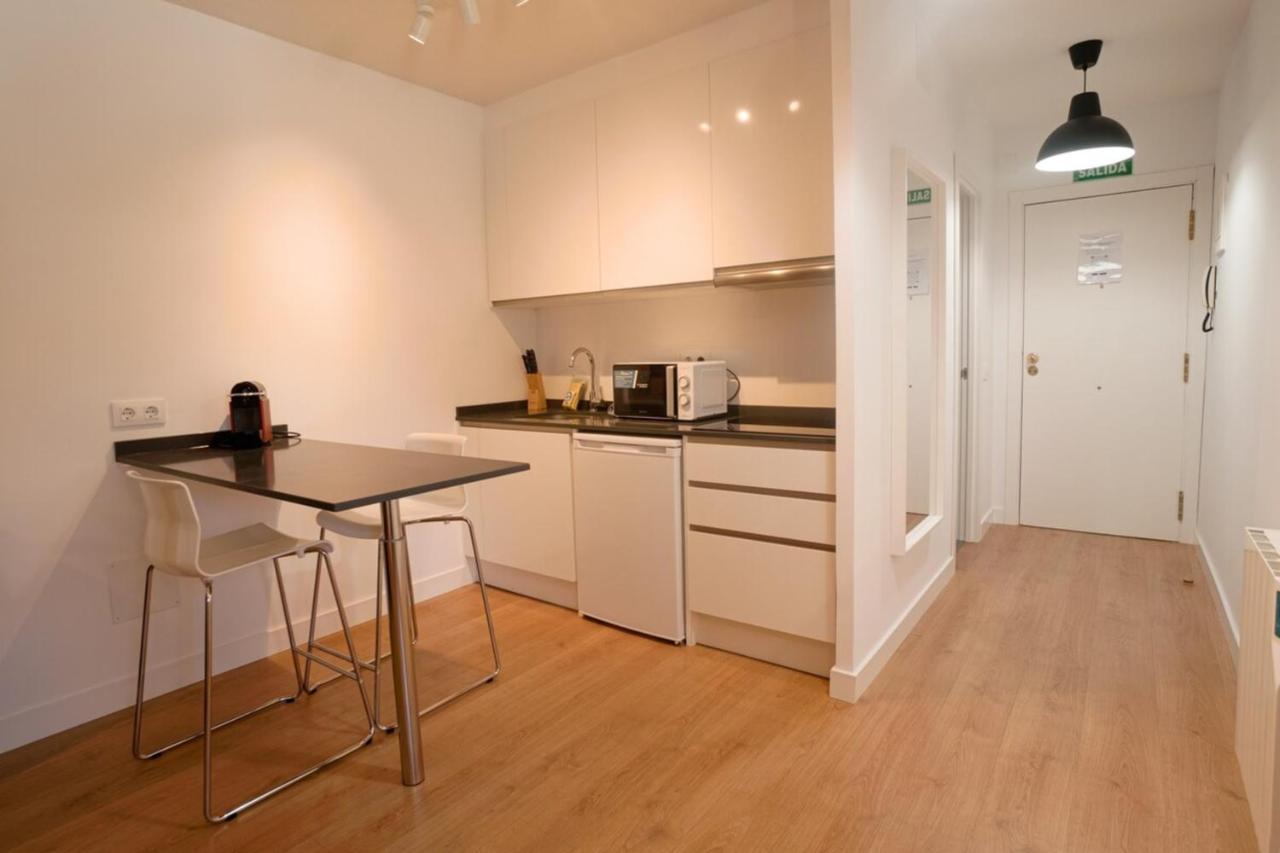 Cozy Studio Near To Airport Apartment *