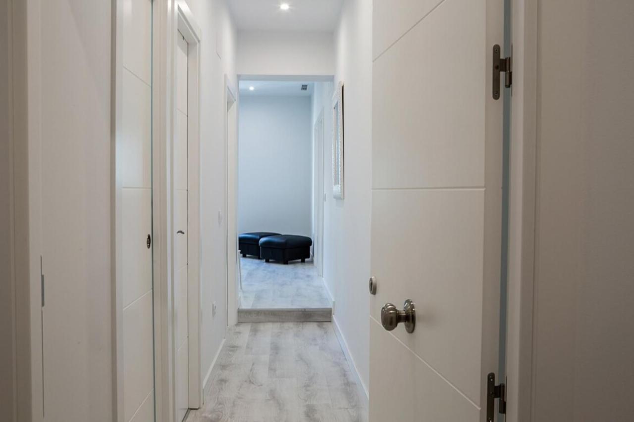 Modern 3 Bedroom In La Latina 10 Minutes To Metro Apartment