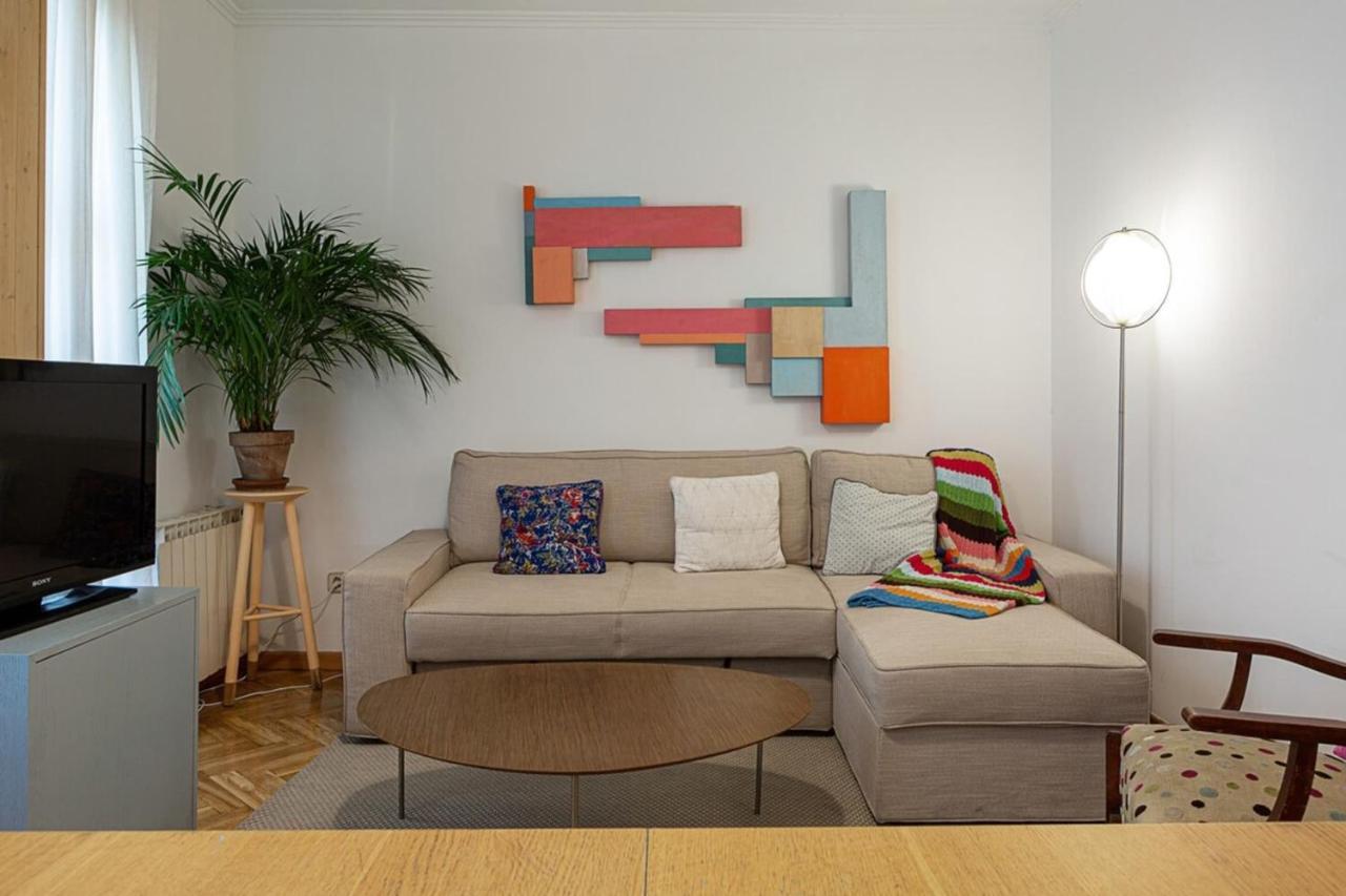 Cute 1 Bedroom With A Balcony Apartment