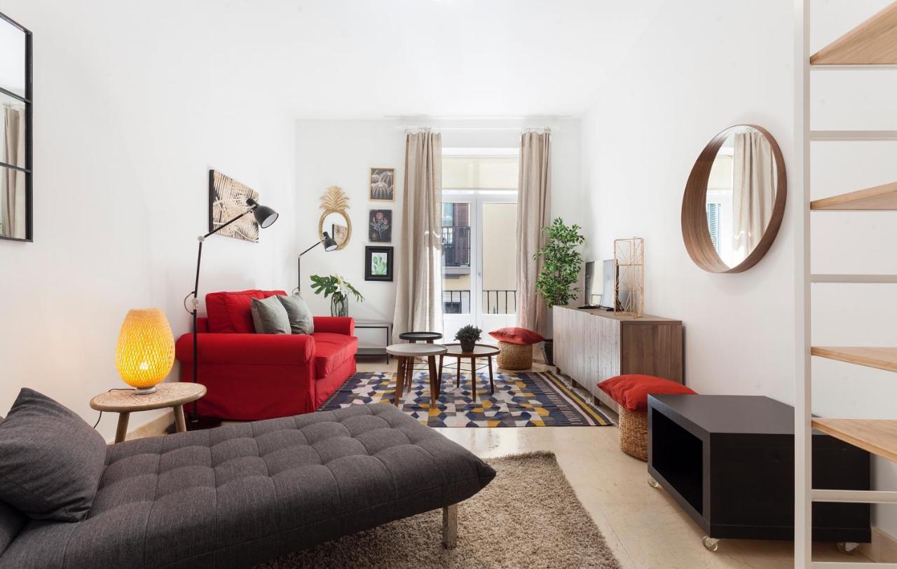 Echegaray En Apartamento Madri