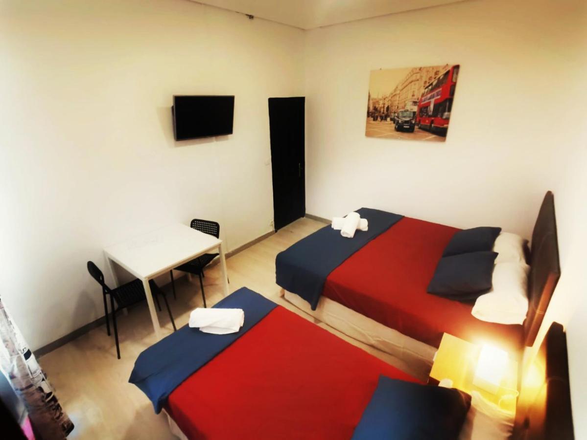 Arvin Hostal Casa de hóspedes Madri