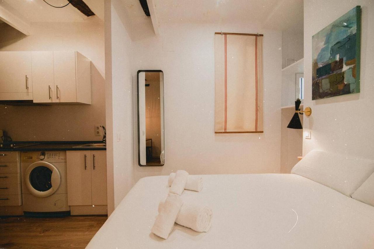 Charming Design Reina Sofia Apartment
