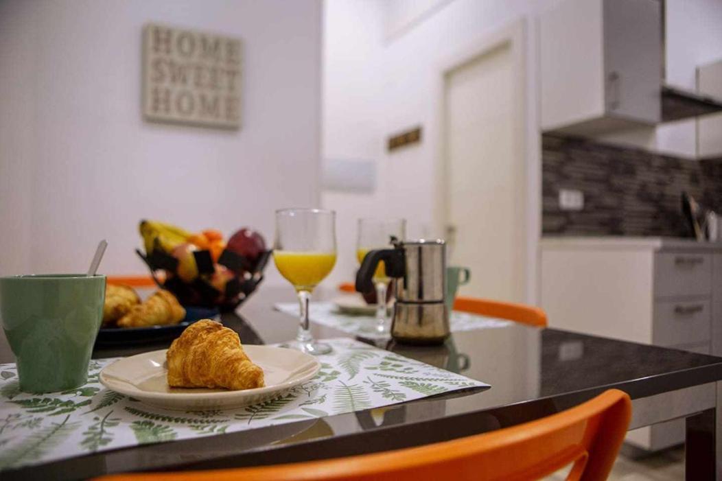 Calle Huertas Corazon By Regalatemadrid Apartment
