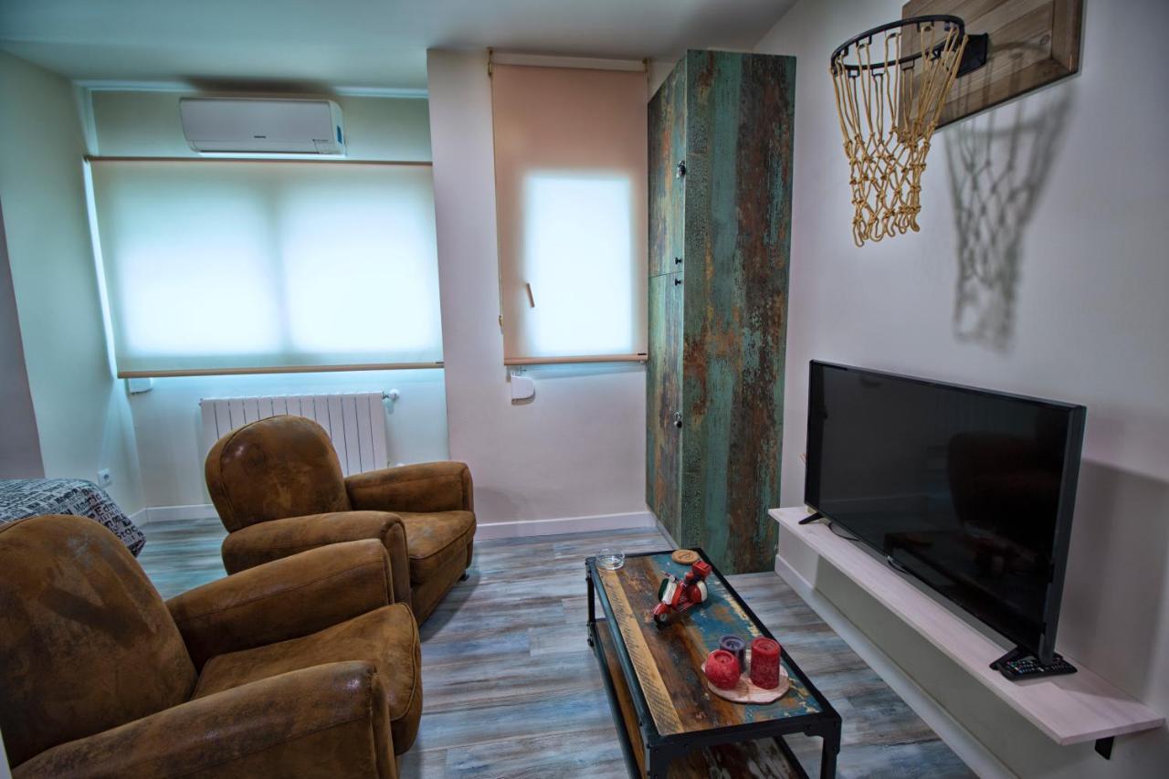 P1 Aptos Cuatro Caminos Apartment Madrid