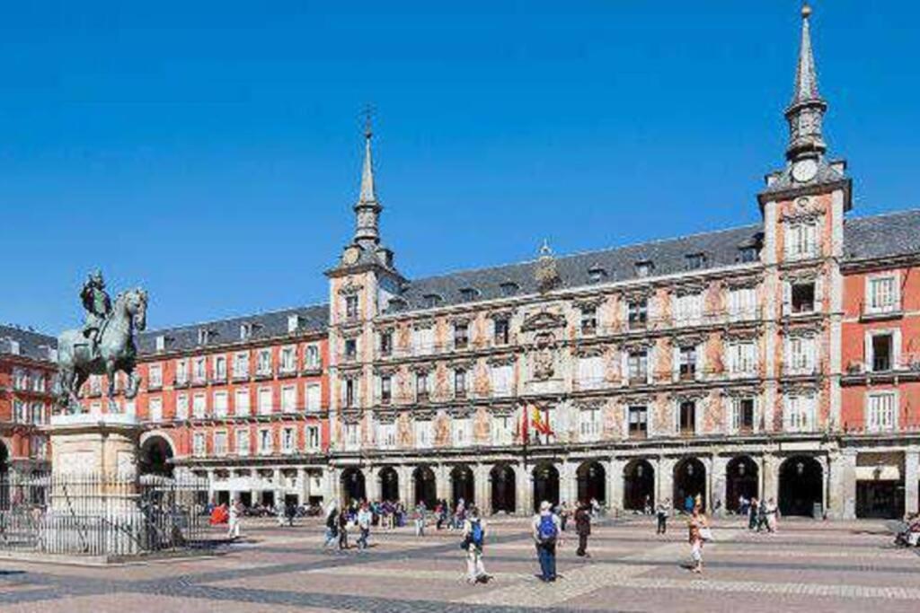 Agradable Apartamento En El De Los Austrias Madrid