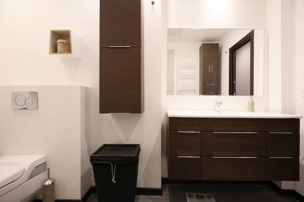 Agradable Apartamento En El De Los Austrias * Madri
