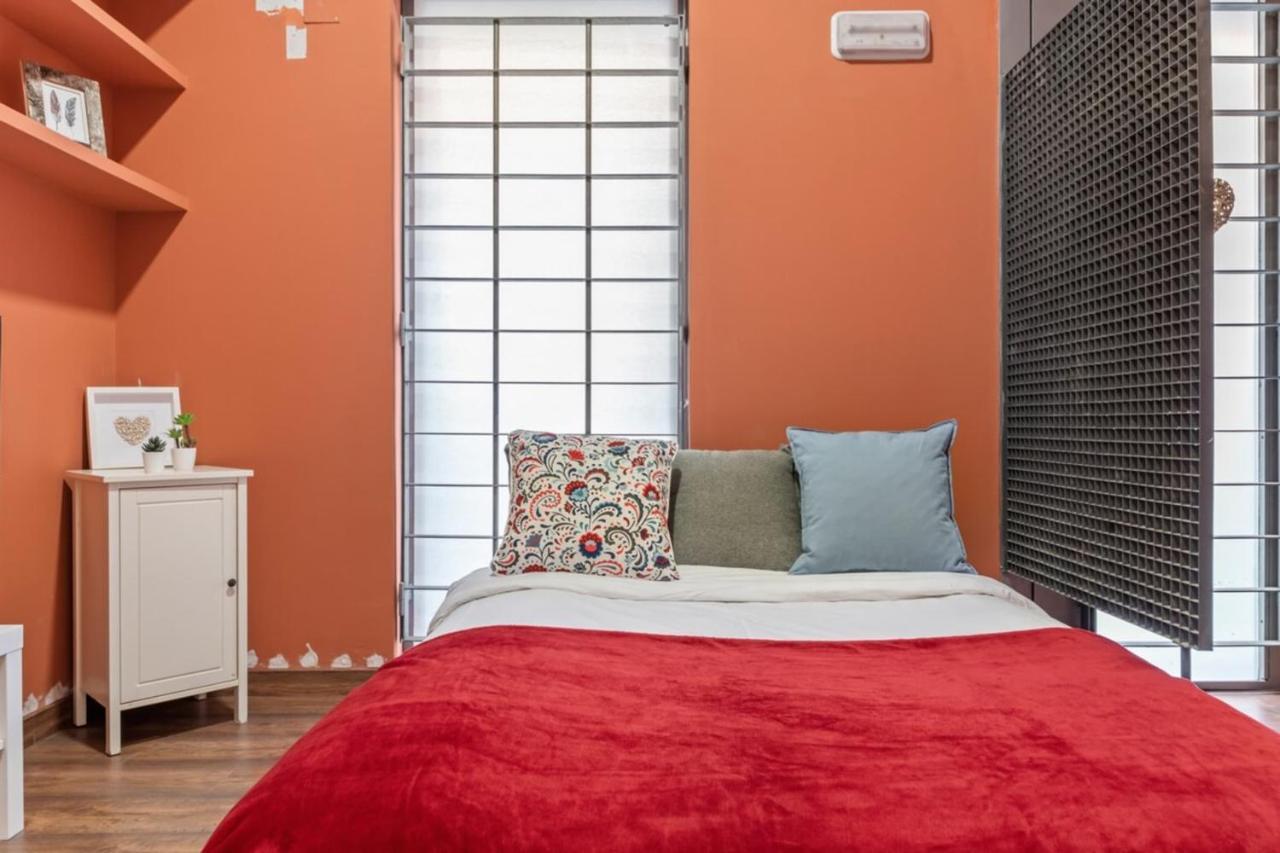 Contemporary Flat With 1-bedroom In Apartment Madrid