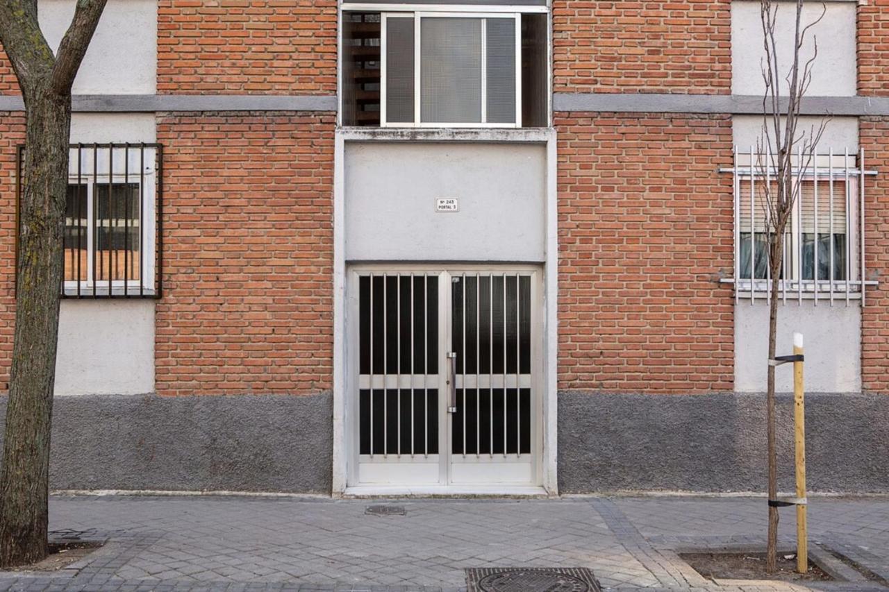 Cosy 2bed In Weasy Airport Access Apartment Madrid