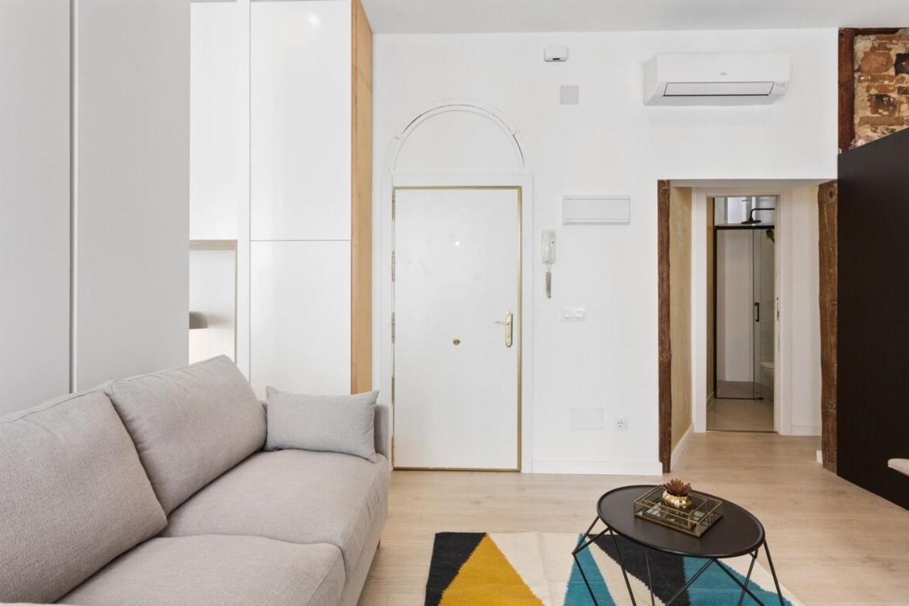 Modern 1 Bedroom Near Lavapies * Madri