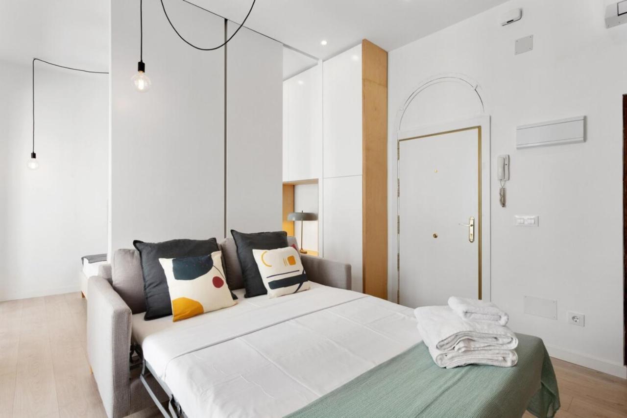 Modern 1 Bedroom Near Lavapies Madri
