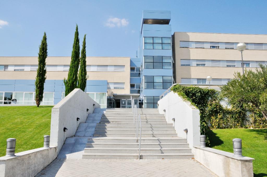 Residencia Universitaria Resa Erasmo Apartment *