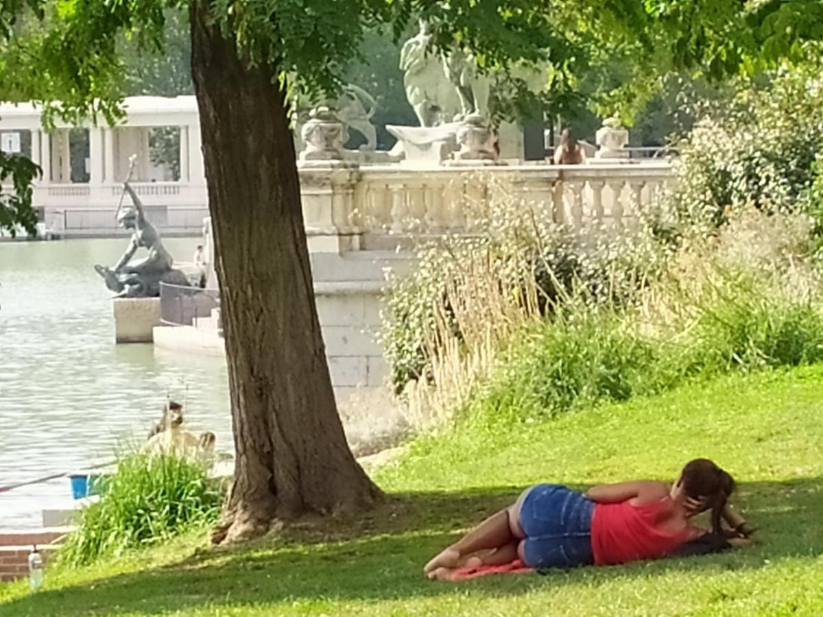 Gp Junto Al Parque Del Retiro