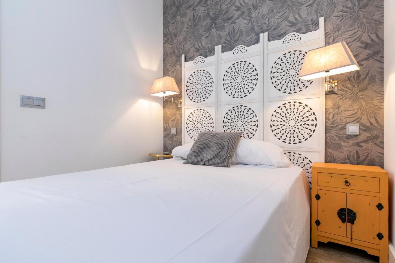 Homeabout Diego De Leon Ii Apartment *