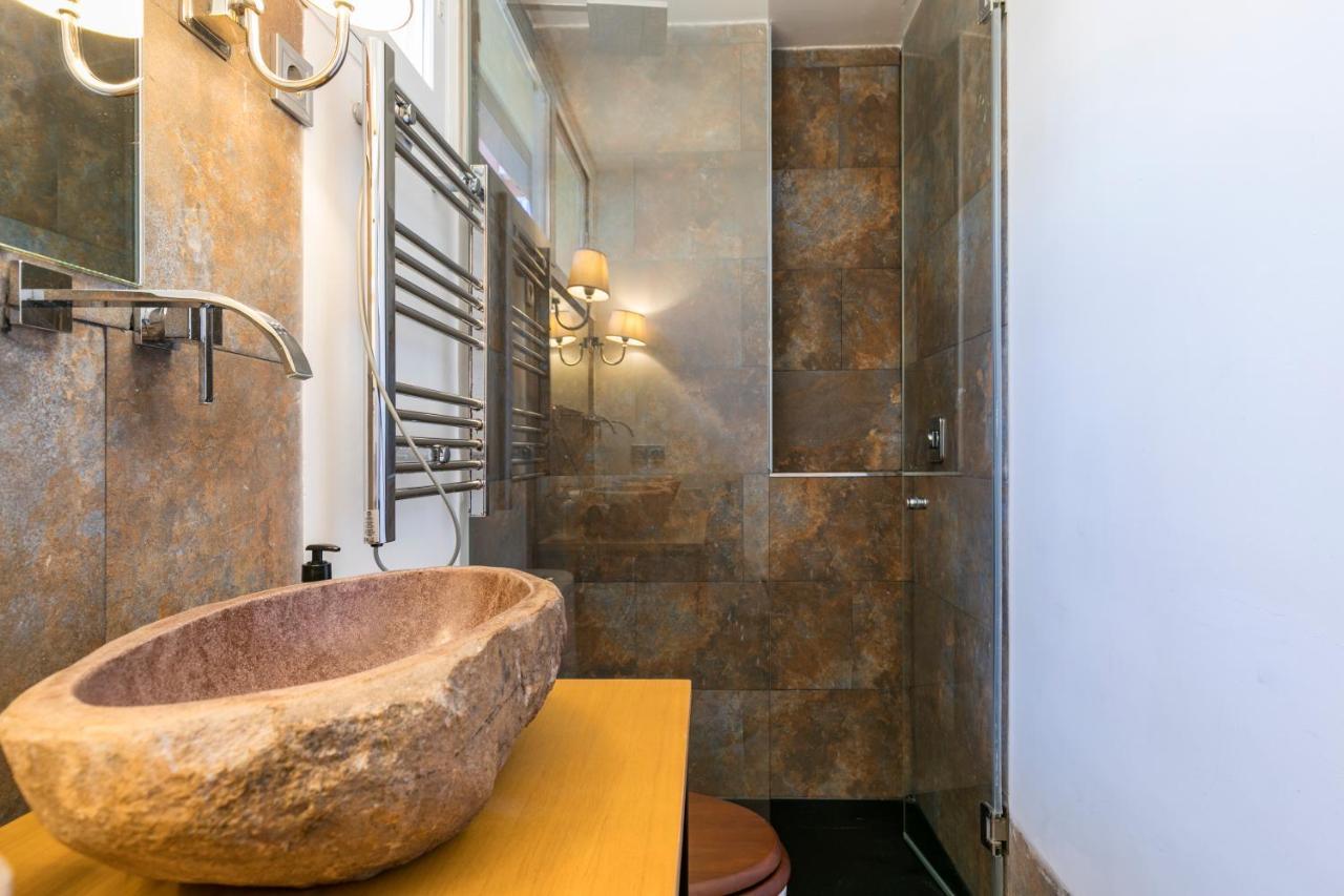 Apartment Homeabout Diego De Leon Ii *